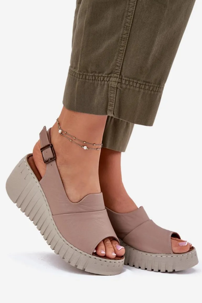 Sandały Damskie Z Naturalnej Skóry Na Koturnie Artiker 54C0788 Ciemnobeżowe