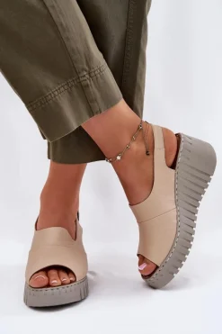 Sandały Damskie Z Naturalnej Skóry Na Koturnie Artiker 56C0957 Beżowe