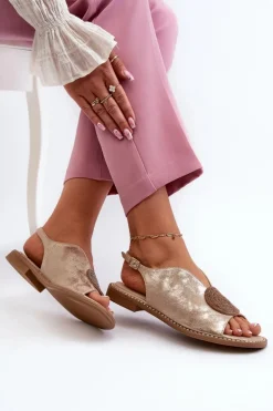 Sandały Damskie Z Ozdobą Na Płaskim Obcasie S.Barski KV24-057 Złote