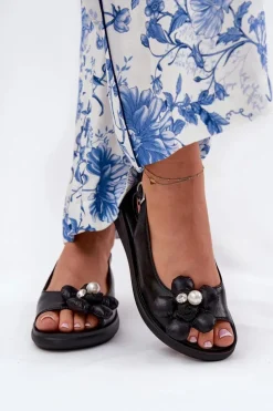 Sandały Damskie Z Ozdobnym Kwiatkiem Czarne Divonne