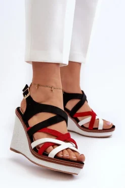 Sandały Na Koturnie Z Paseczkami Czarne Ellen