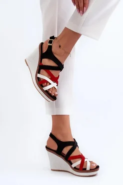 Sandały Na Koturnie Z Paseczkami Czarne Ellen