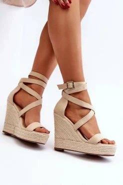 Sandały Na Koturnie Z Plecionką Beżowe Salthe