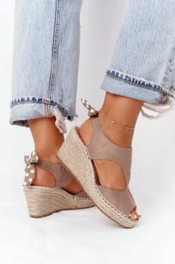 Sandały Na Koturnie Z Plecionką Beżowe Mykonos