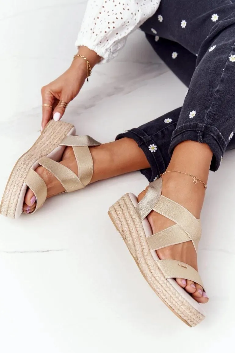 Sandały Na Koturnie Ze Ściągaczem Big Star HH274414 Złote