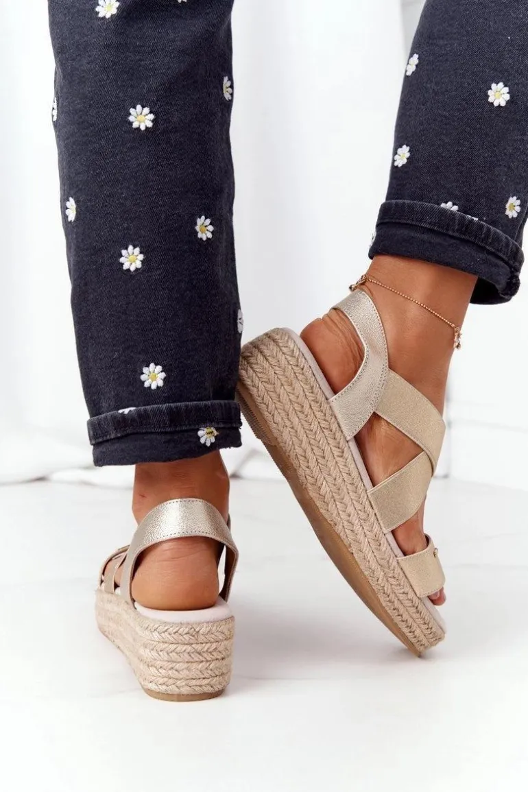 Sandały Na Koturnie Ze Ściągaczem Big Star HH274414 Złote