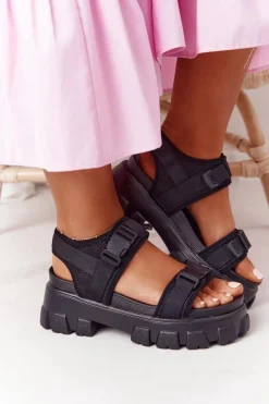 Sandały Na Masywnej Platformie Czarne Fly High