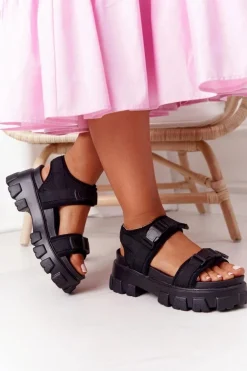 Sandały Na Masywnej Platformie Czarne Fly High