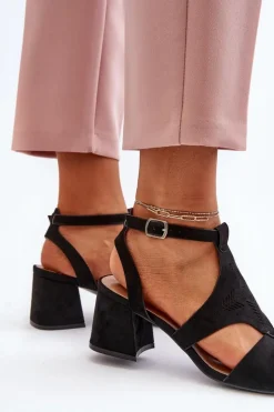 Sandały Na Niskim Obcasie Czarne Eleriva