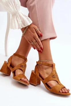Sandały Na Niskim Obcasie Camel Eleriva