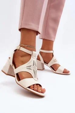 Sandały Na Niskim Obcasie Beżowe Eleriva