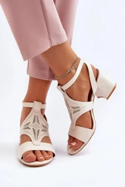 Sandały Na Niskim Obcasie Beżowe Eleriva