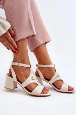 Sandały Na Niskim Obcasie Beżowe Eleriva