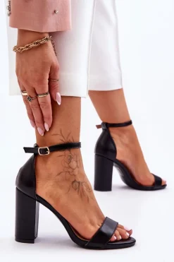 Sandały Na Obcasie Czarne Individual