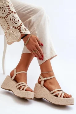 Sandały Na Platformie I Koturnie Jasnobeżowe Oporia