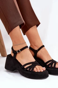 Sandały Na Platformie I Koturnie Z Eko Zamszu Czarne Nendal