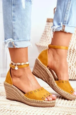 Sandały Na Plecionej Koturnie Żółte Sagittarius
