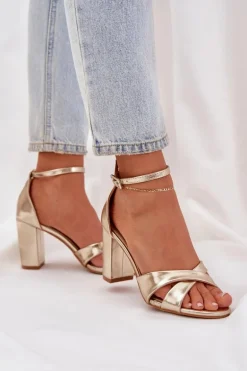 Sandały Na Słupkowym Obcasie Z Eko Skóry Złote Lanaria