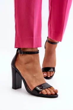 Sandały Na Słupku Czarne Thakko