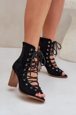 Sandały Na Słupku Z Cholewką I Sznurowaniem Czarne Ivelseki