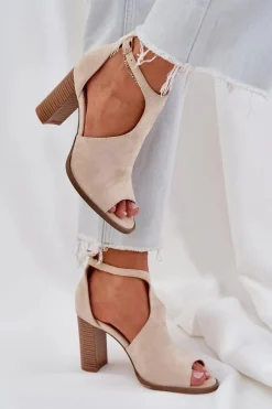 Sandały Na Słupku Z Eko Zamszu Jasnobeżowe Lanadriena