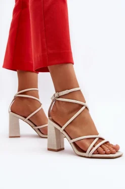 Sandały Na Słupku Z Paskami Nude Herfiana