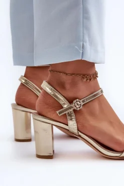 Sandały Na Słupku Złote Glindra