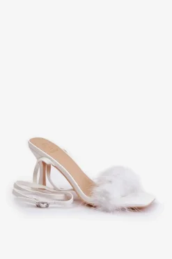 Sandały Na Szpilce Z Piórami Białe Emilettra