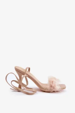 Sandały Na Szpilce Z Piórami Beżowe Emilettra