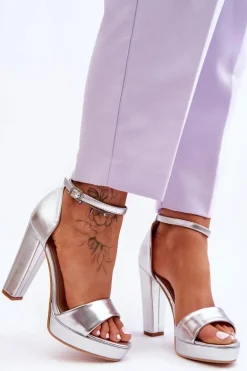 Sandały Na Wysokim Obcasie Srebrne Mandy
