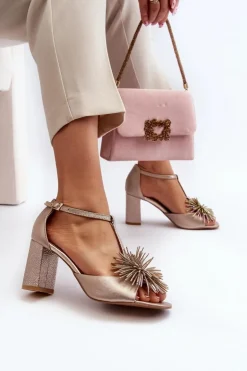 Sandały Skórzane Na Słupku Z Ozdobą Laura Messi 2758 Złote