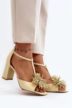 Sandały Skórzane Na Słupku Z Ozdobą Laura Messi 2758 Beżowe