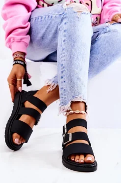 Sandały Z Klamrą Czarne Reese