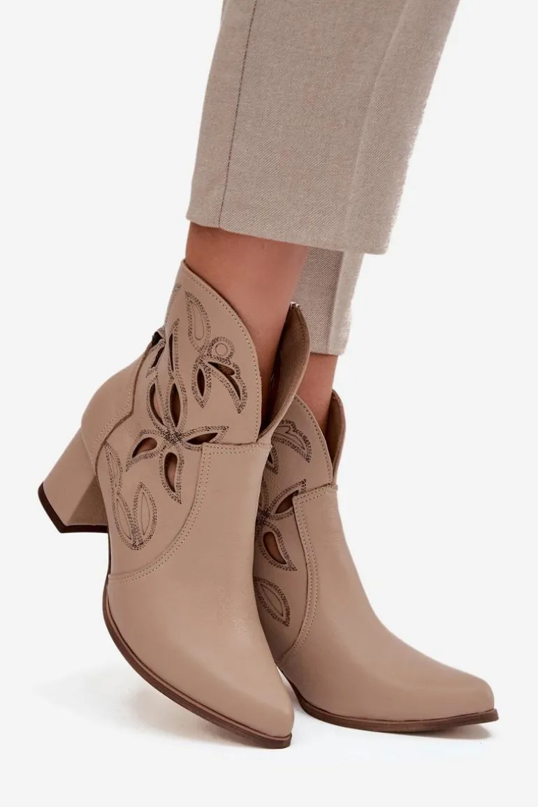 Skórzane Ażurowe Botki Damskie Na Słupku Zazoo 3647 Jasnobeżowe
