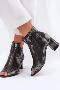 Skórzane Ażurowe Botki Maciejka 05420-01 Czarne