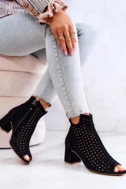 Skórzane Ażurowe Botki Maciejka 05420-43 Czarne