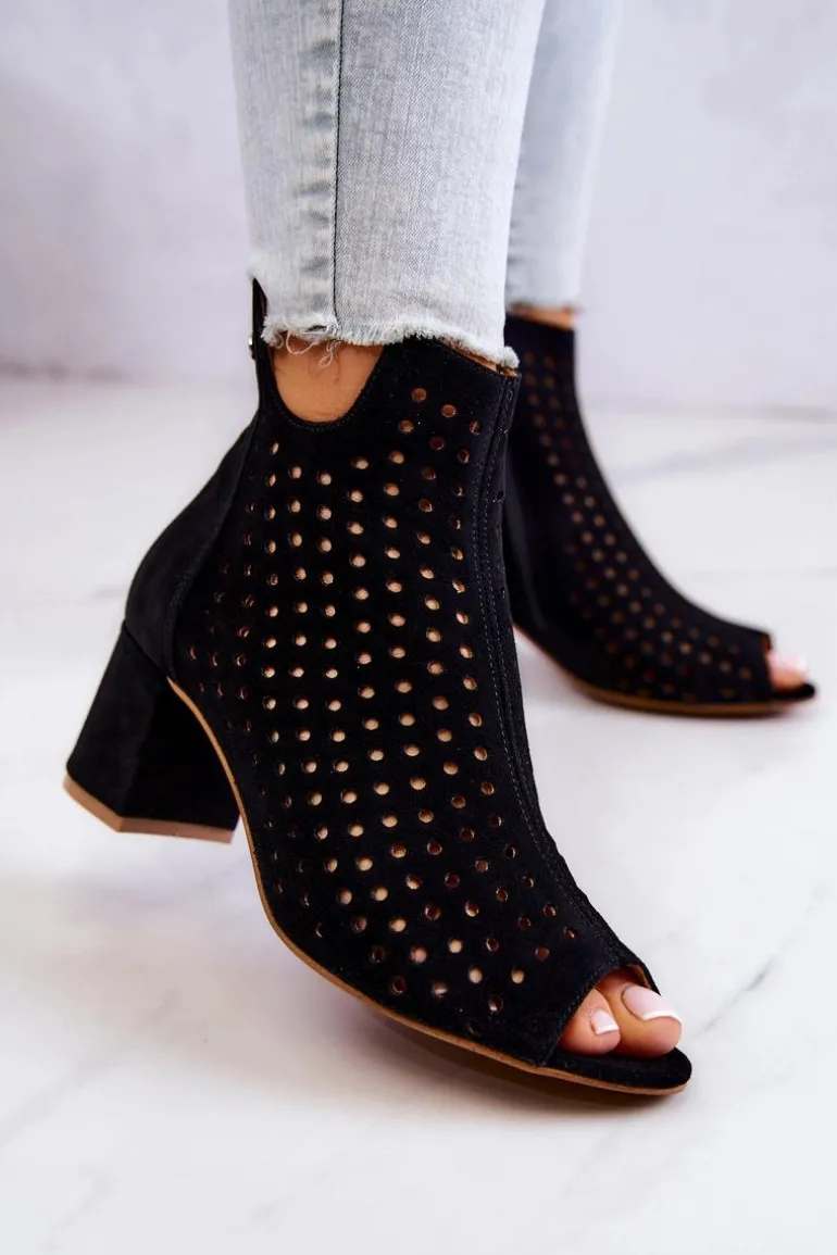 Skórzane Ażurowe Botki Maciejka 05420-43 Czarne