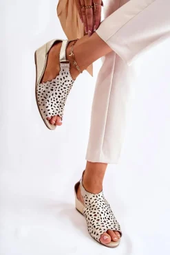 Skórzane Ażurowe Sandały Na Koturnie Złote Sellena