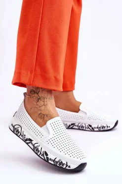 Skórzane Ażurowe Wsuwane Tenisówki Slip-On Białe Gedra