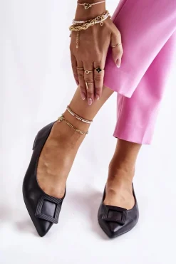 Skórzane Baleriny Z Ozdobą W Szpic Czarne Simone