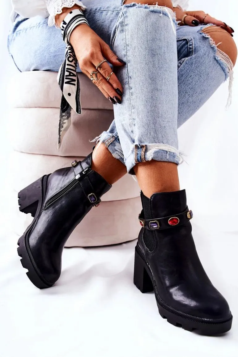 Skórzane Botki Damskie Na Słupku Z Kryształami Czarne Makbet