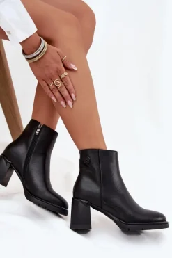 Skórzane Botki Damskie Na Słupku Czarne Julissa