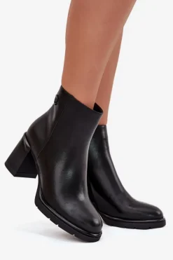 Skórzane Botki Damskie Na Słupku Czarne Julissa