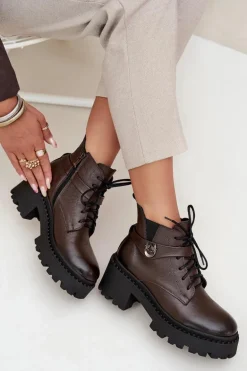 Skórzane Botki Damskie Na Klocku Z Ozdobnym Paskiem Ocieplane Zazoo 60557 Czekoladowe