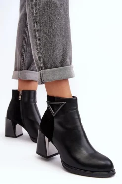 Skórzane Botki Damskie Na Słupku D&A CR8171 Czarne