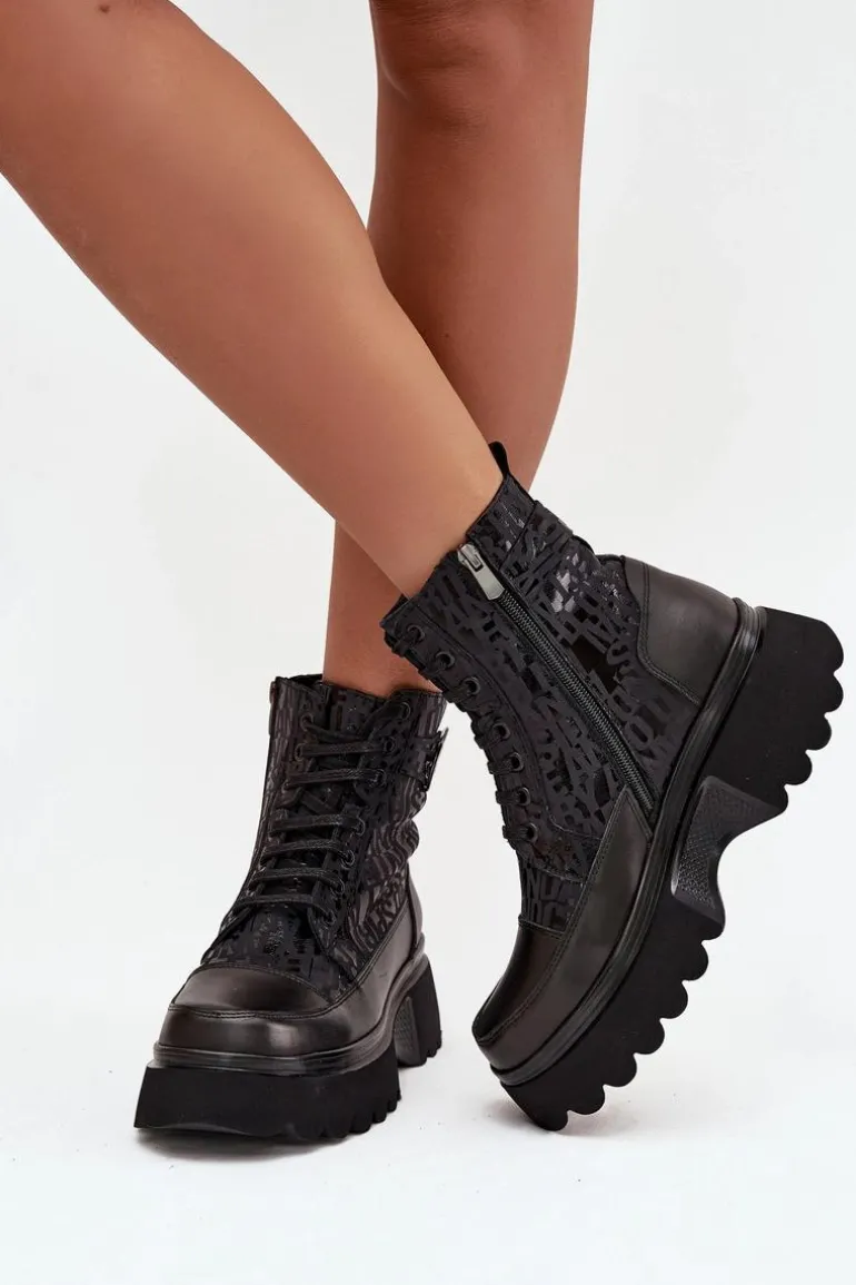 Skórzane Botki Damskie Na Platformie Z Napisami I Ozdobnym Detalem Artiker 57C2273 Czarne