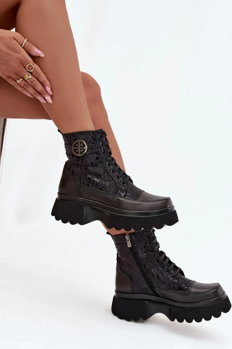 Skórzane Botki Damskie Na Platformie Z Napisami I Ozdobnym Detalem Artiker 57C2273 Czarne