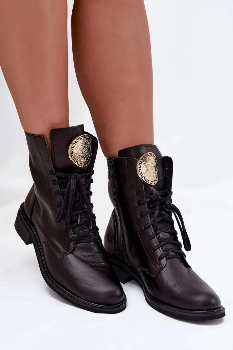 Skórzane Botki Damskie Na Płaskim Obcasie Ze Złotym Detalem Zazoo 3084 Czarne