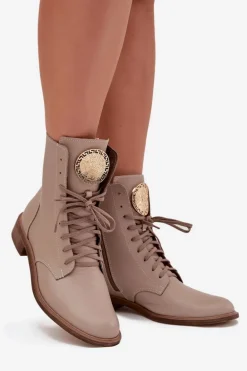 Skórzane Botki Damskie Na Płaskim Obcasie Ze Złotym Detalem Zazoo 3084 Beżowe