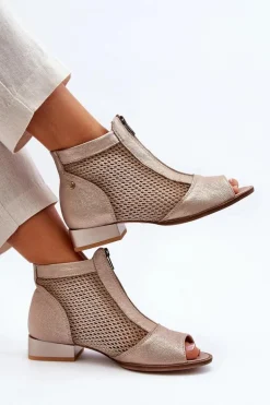 Skórzane Botki Damskie Na Płaskim Obcasie Z Odkrytymi Palcami Maciejka 06413-25 Złote